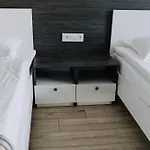 Sealine Ξενοδοχείο με διαμερίσματα 4*
